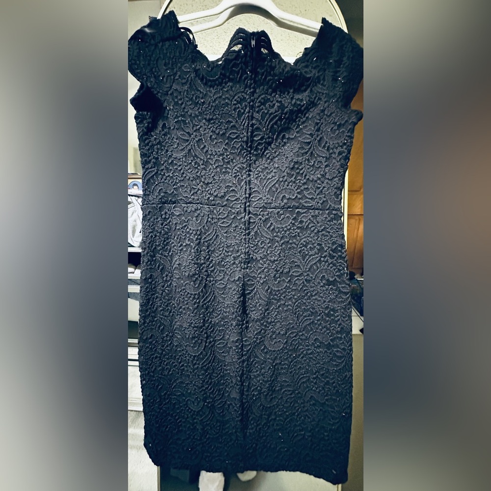 Elegant Black Lace Dress